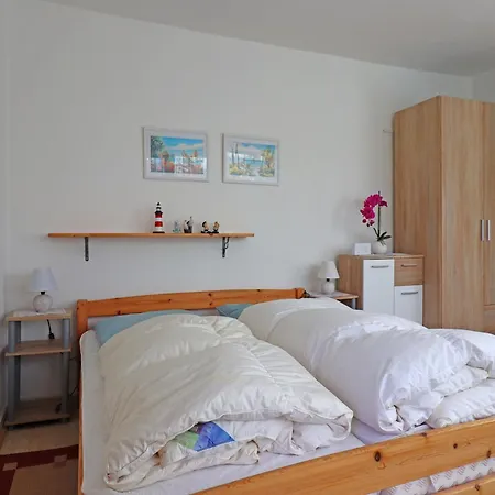 Gemuetlicher In Freest, Cleaning Included Prázdninový dům *
